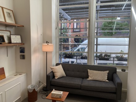 6D8584EC-AC3C-48B2-A1EE-4664956FABCA